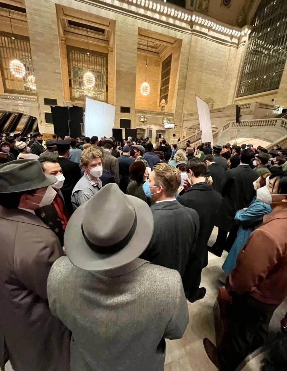 焦点娱乐官方：我在美国做群众演员